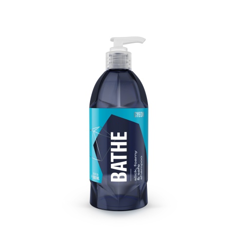 Gyeon Q2M Bathe 500ml - SKONCENTROWANY SZAMPON DO MYCIA AUT ZABEZPIECZONY
